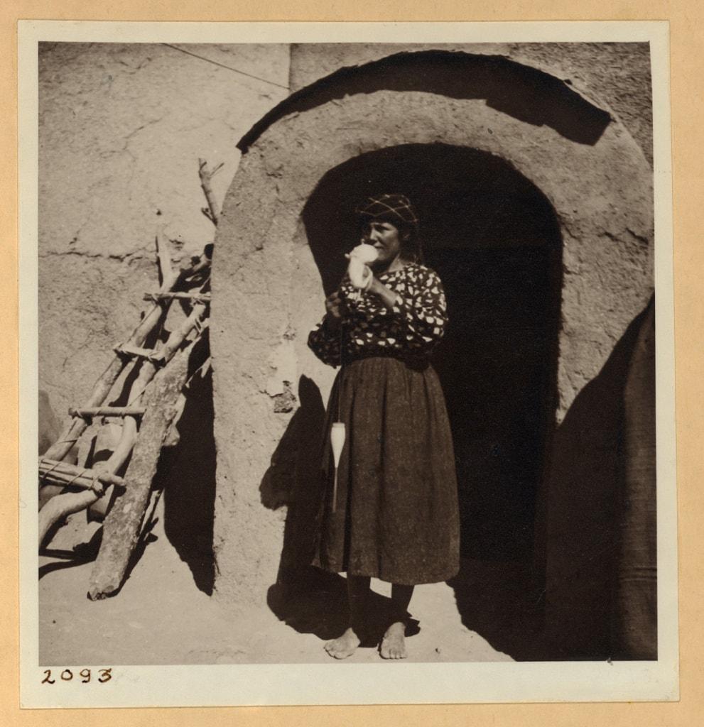 Assyrian woman spinning wool at Tel Tamer, 1938