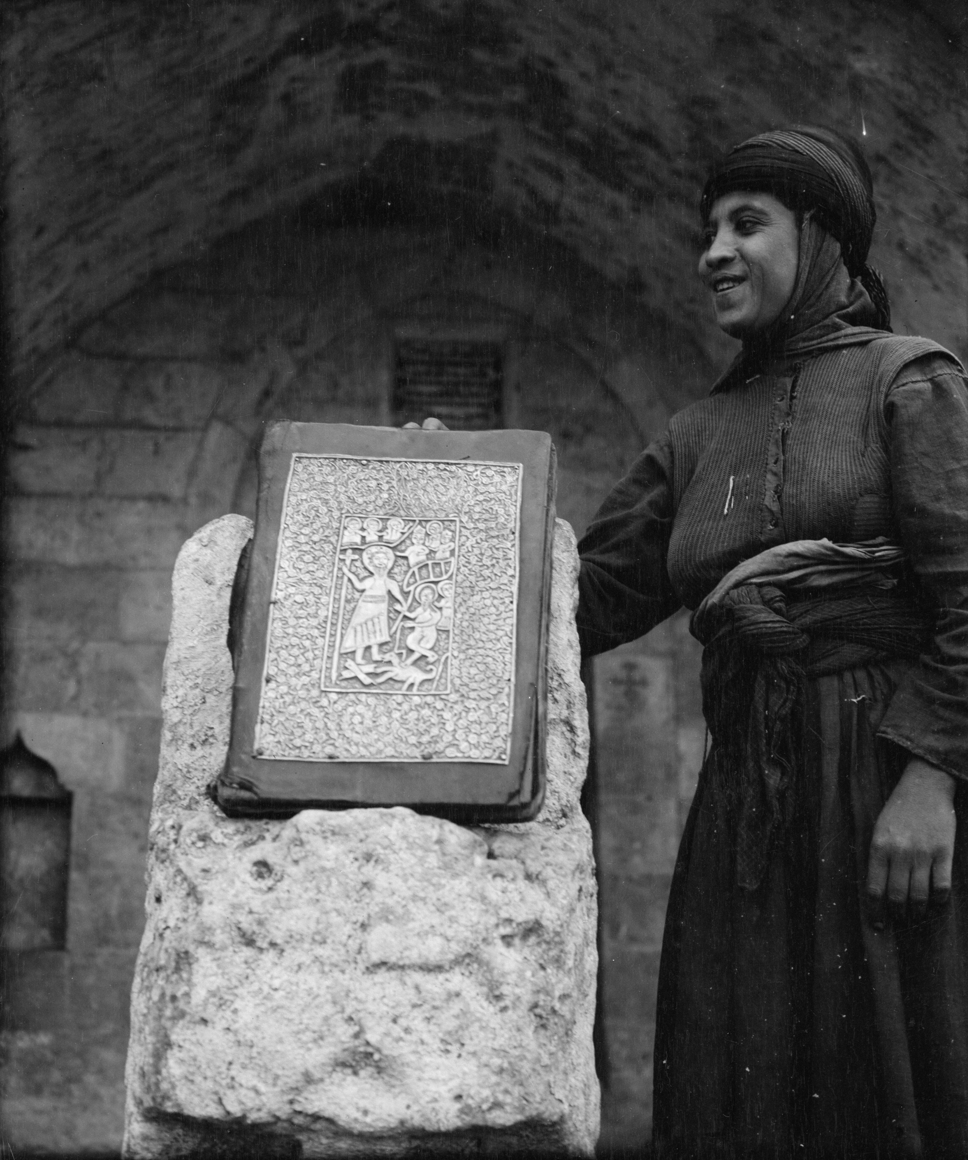 Nun with a gospel at the Church of the Virgin, Hah, 1909