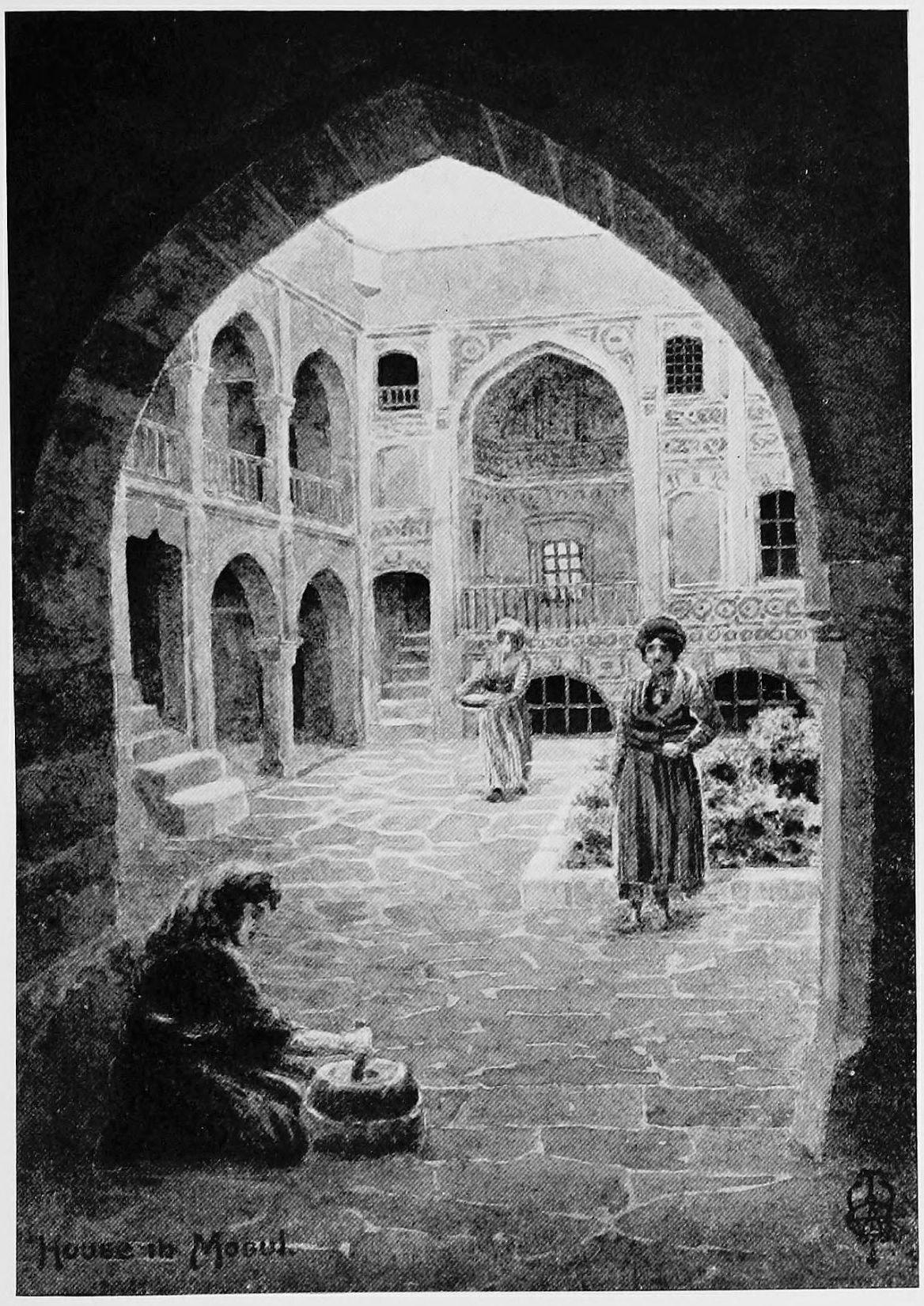 Courtyard of a house in Mosul, before 1914