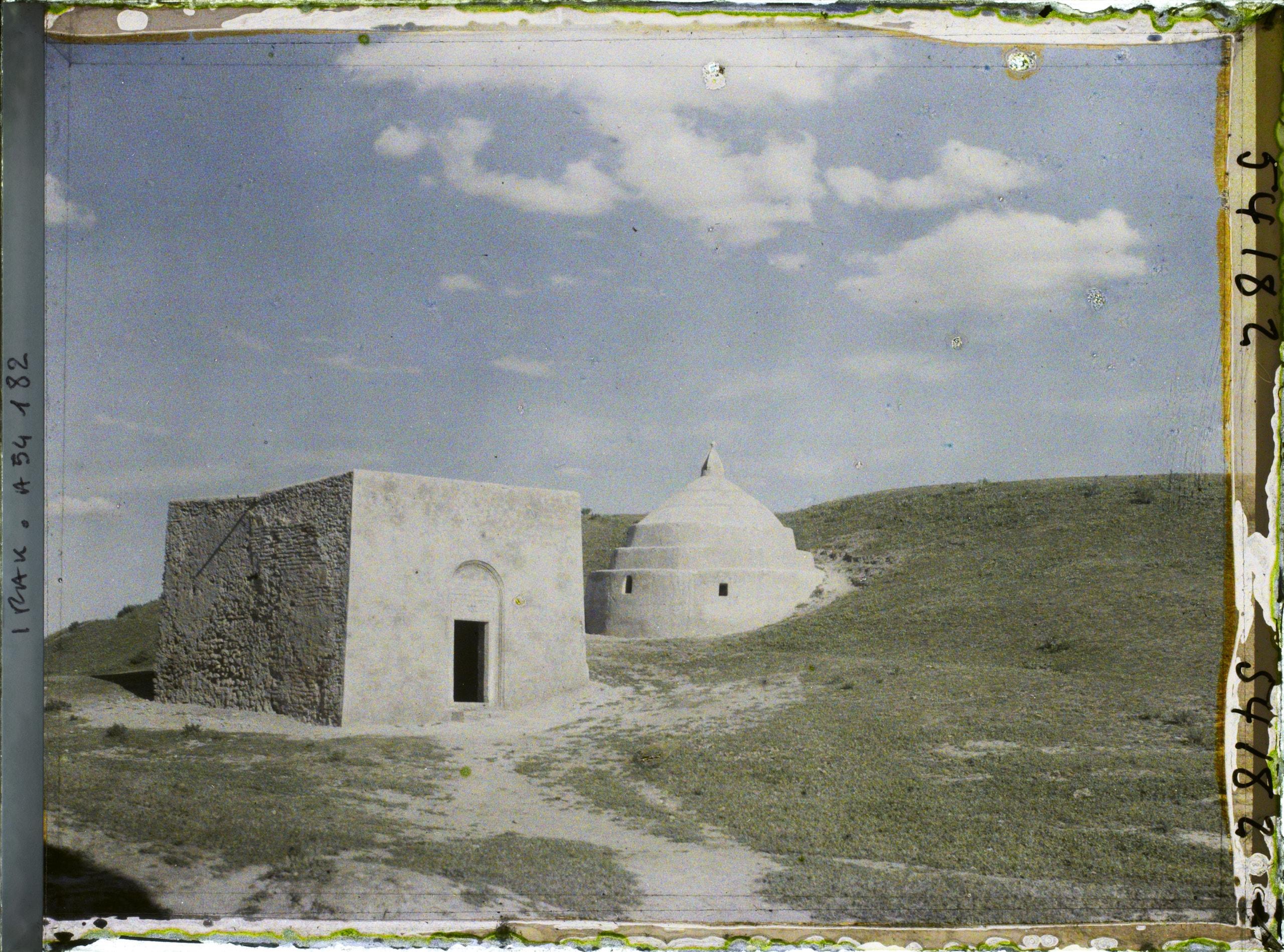 Tomb shrine of Saint Behnam, autochrome, 1927