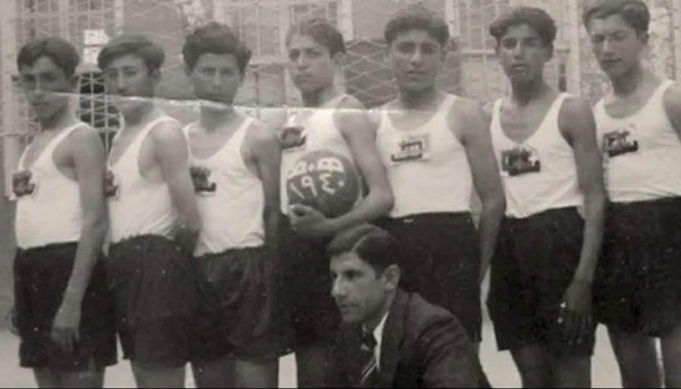 Syriac youth basketball team of Qamishli, 1940