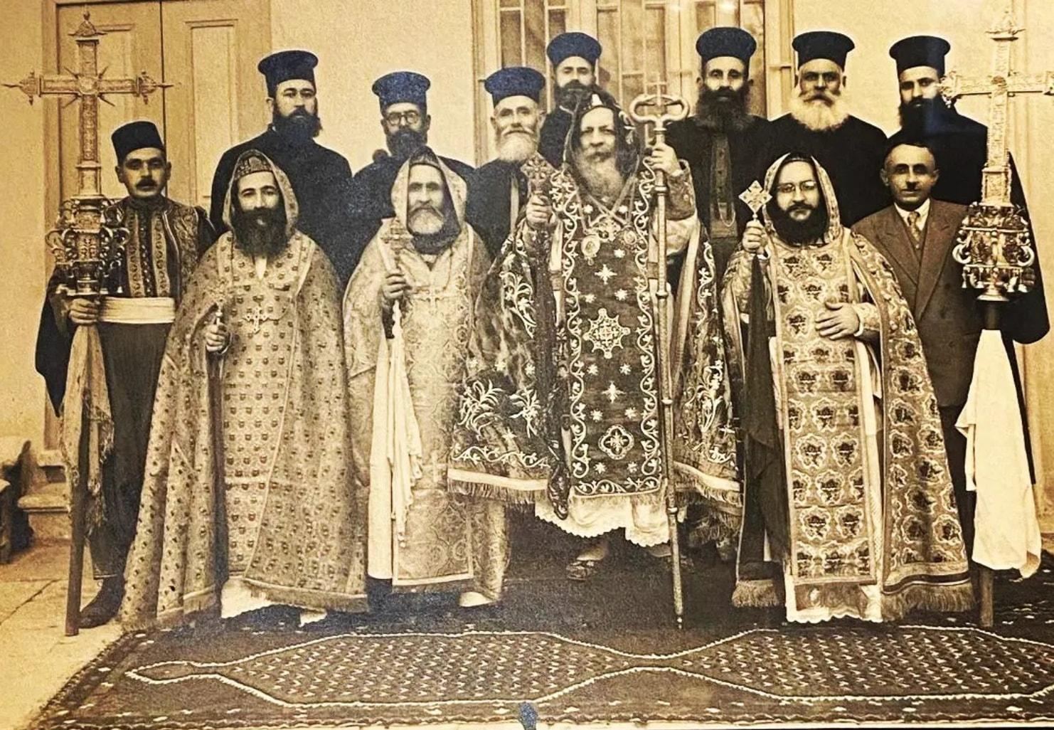 Patriarch Aphrem I Barsoum with the new bishops of Aleppo and Beirut, 1950