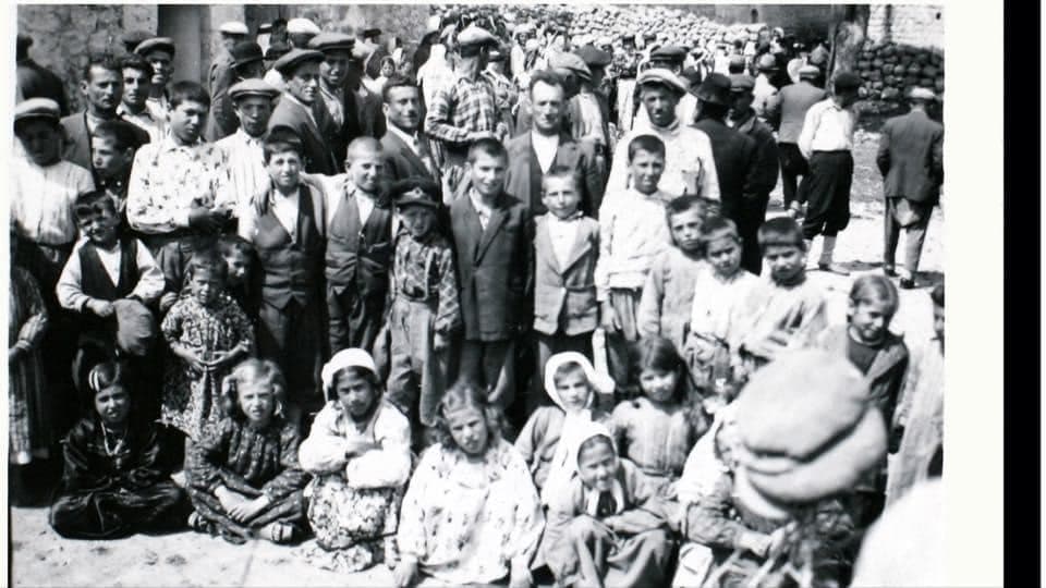 Children and men of Qeleth, Tur Abdin, 1949