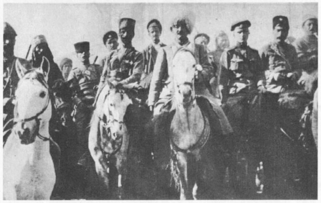 Assyrian leaders after the victory at the Baranduz River, 1918