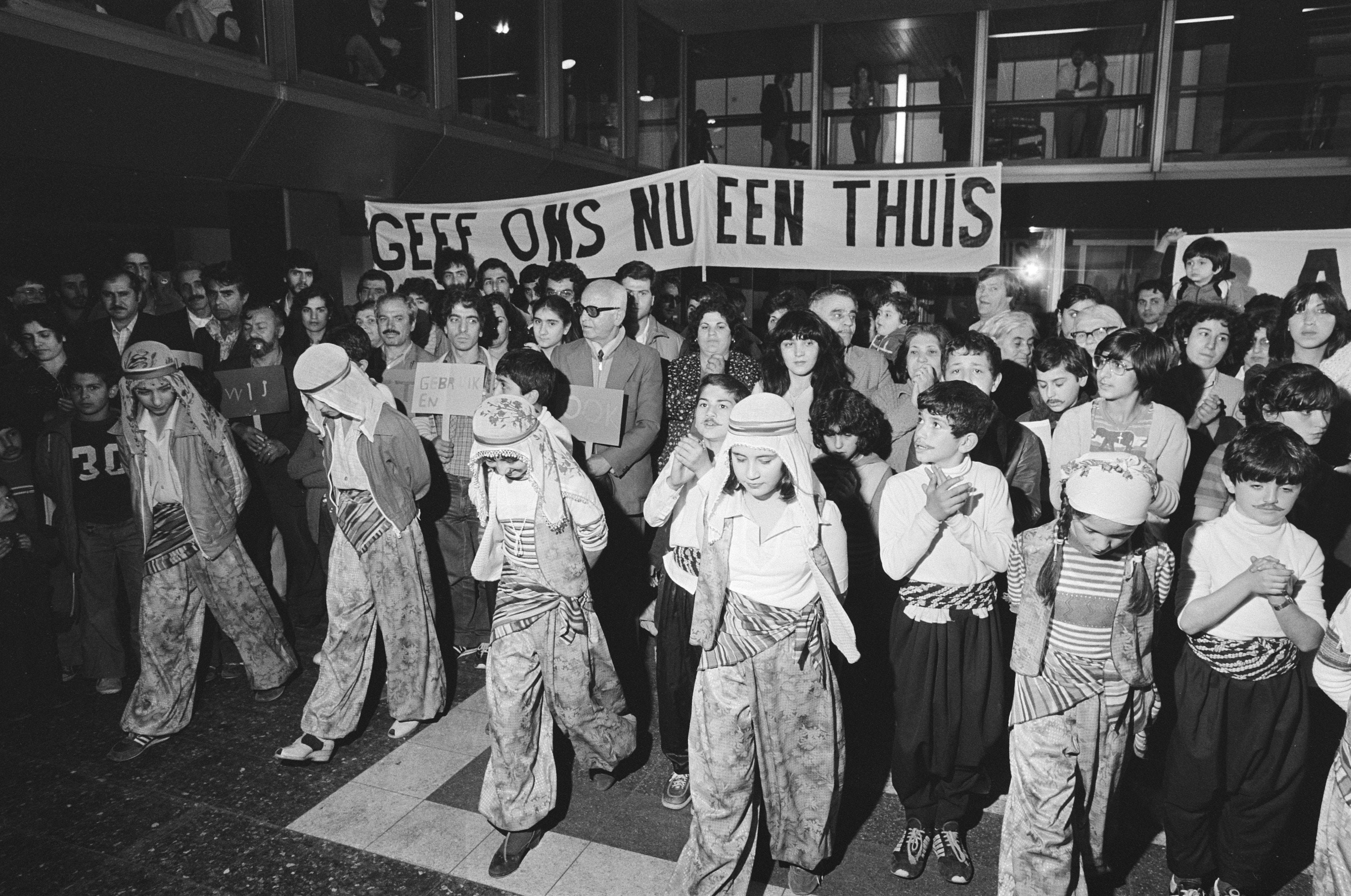 Children of Christians from Turkey demonstrate for asylum in The Hague, 1981