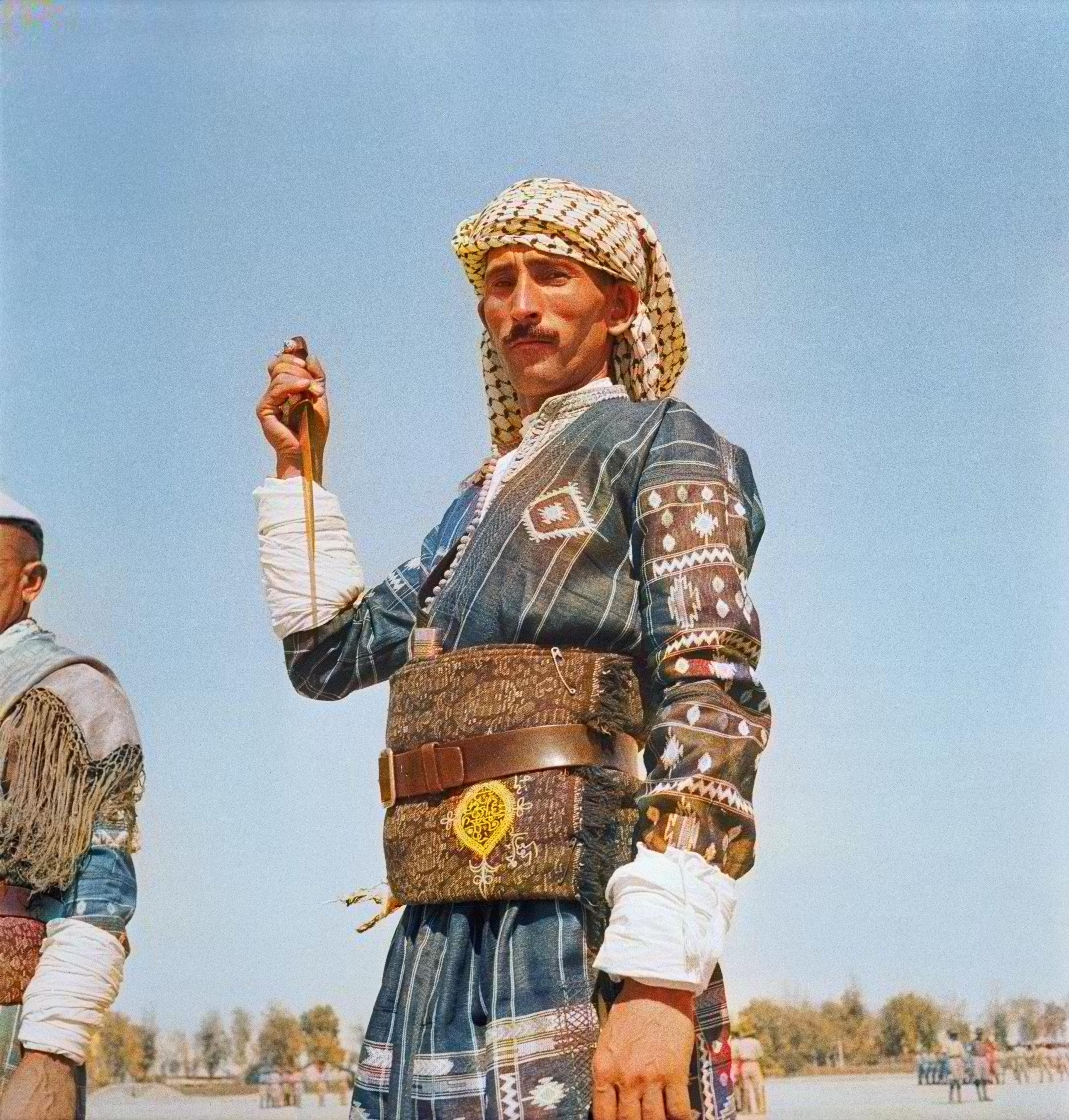 Iraq Levy with raised dagger, photographed by Cecil Beaton, 1942
