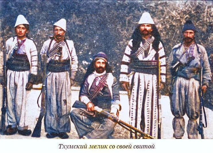 Assyrian malik with his retinue (Tkhuma or Tiyari), Hakkari